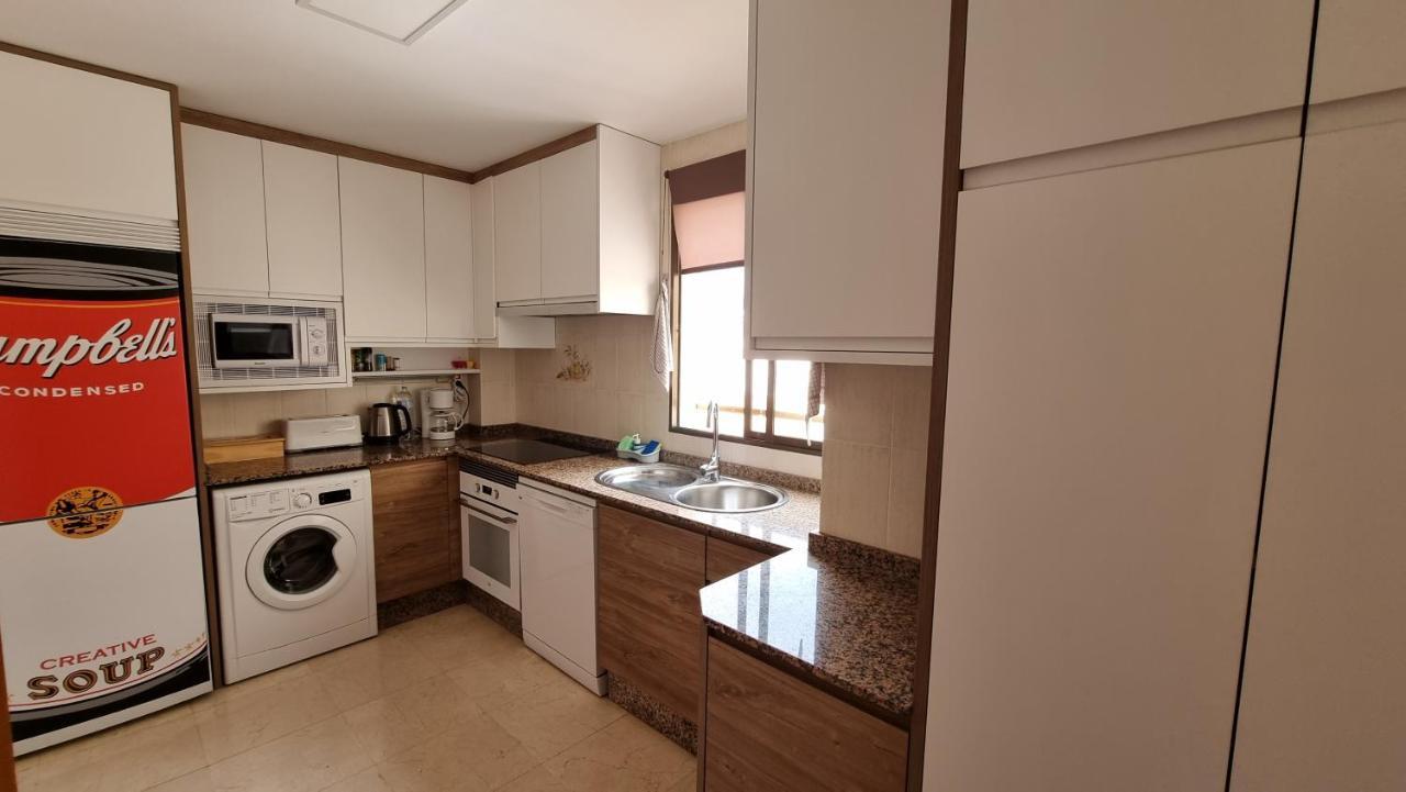Atico Con Terraza Y 2 Habitaciones En Casco Antiguo Бенидорм Екстериор снимка